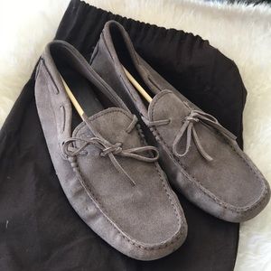 TOD’S men’s beige suede moccasin Gommini moccasins